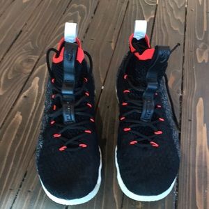 LeBron 15 Crimson  Red size 10.5